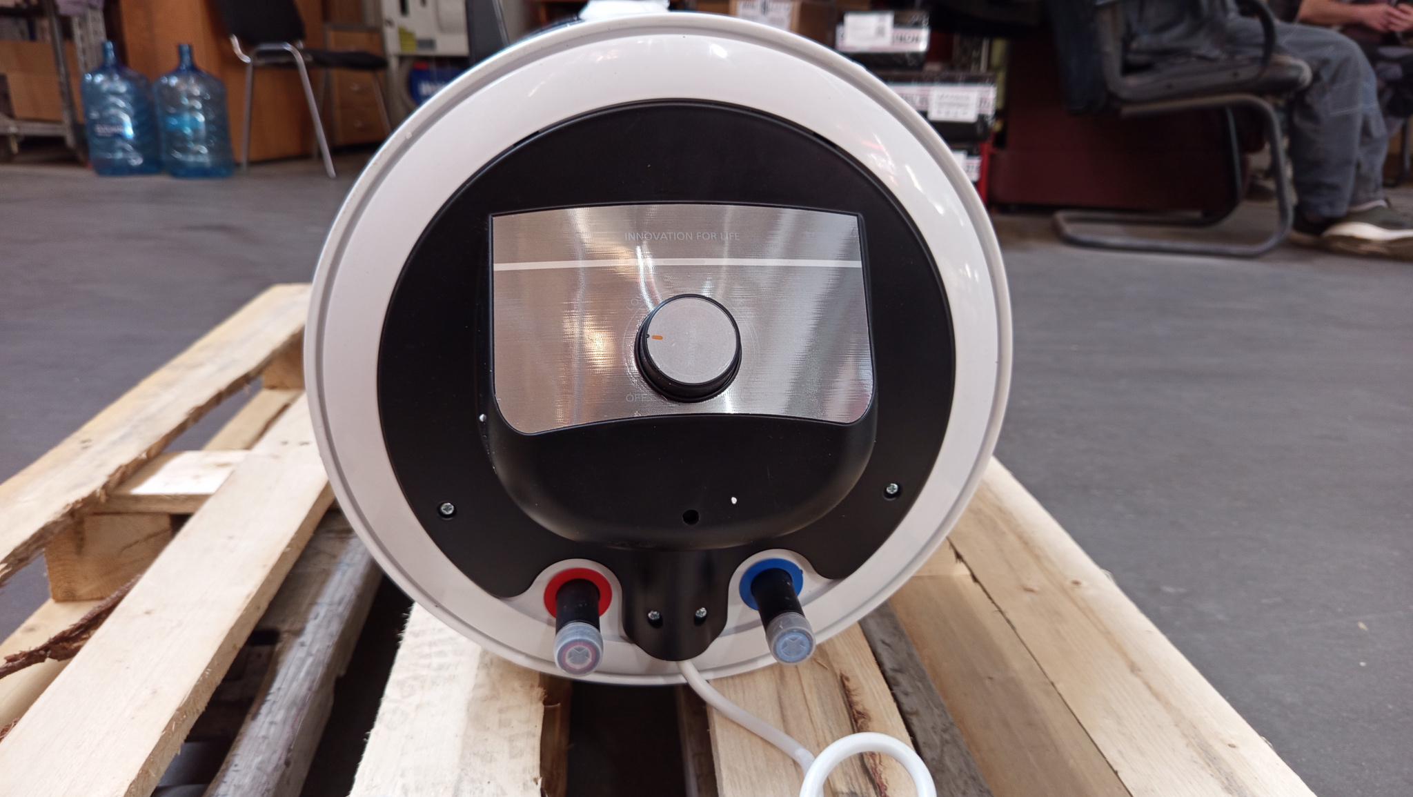 Водонагреватель накопительный Midea MWH-3015-CEM УЦЕНЁННЫЙ ТОВАР